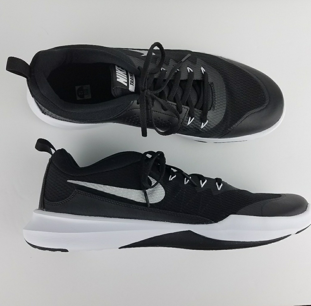 Nike Legend Trainer Mens Shoes 924206 001 NEW 12